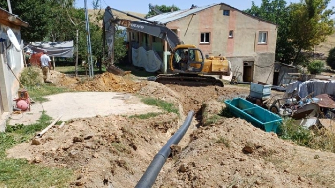 Mollamelik’te yarım asırlık su sorunu çözüldü