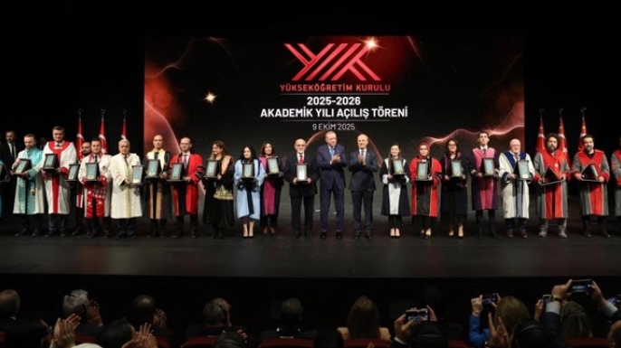 Nasrullah Hoca’ya özel ödül