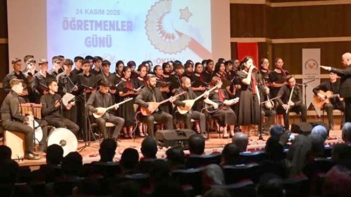 Öğretmenler Günü kutlandı