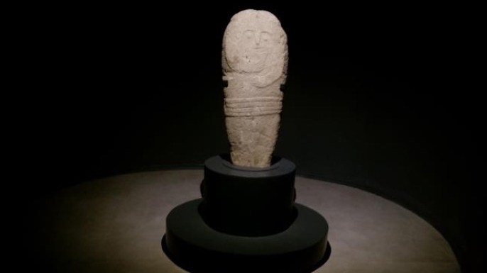 Taş Baba Heykeli ilgi odağı