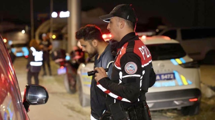 Temmuzda 345 aranan şahıs yakalandı