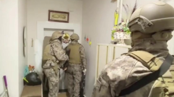 Torbacılara şafak baskını