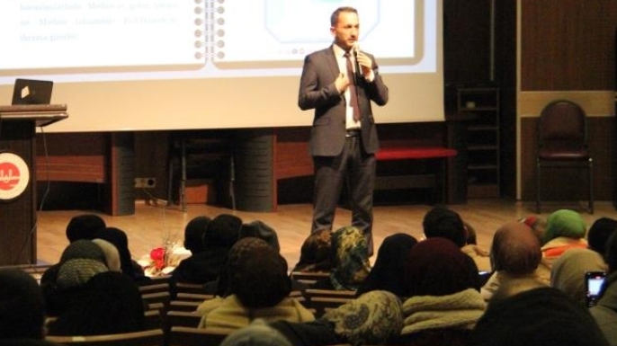 Umrecilere bilgilendirme semineri