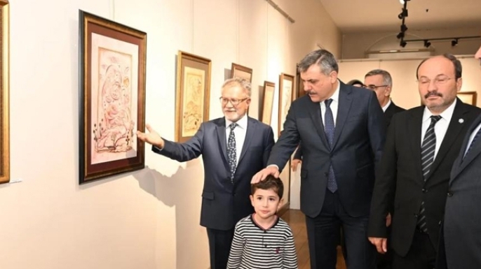 Vali Çiftçi, Müzehhip Sadrettin Er'in kişisel sergisini gezdi
