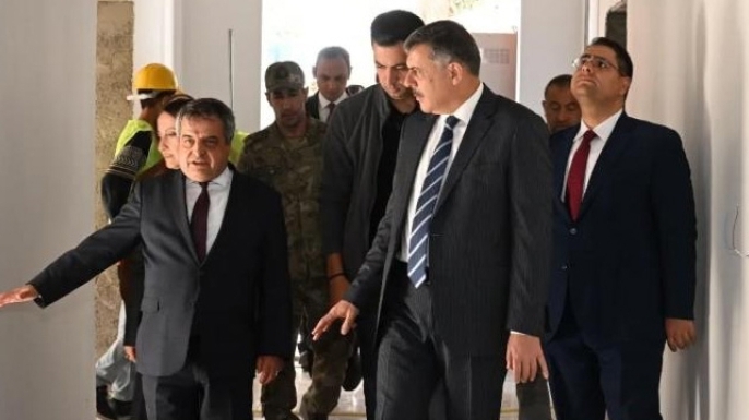 Vali Çiftçi, restorasyon çalışmalarını yerinde inceledi