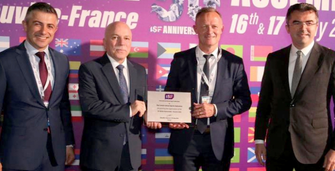 Wınter Games 2023 bayrağı devralındı