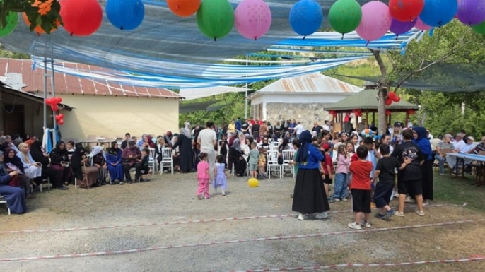 Yeşilyurt’ta renkli piknik